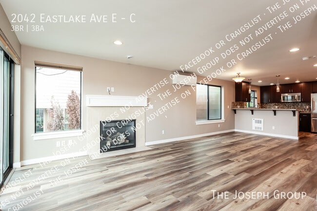 Photo - 2042 Eastlake Ave E