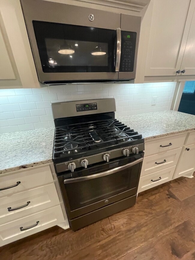 Photo - 15619 Long Creek Ln