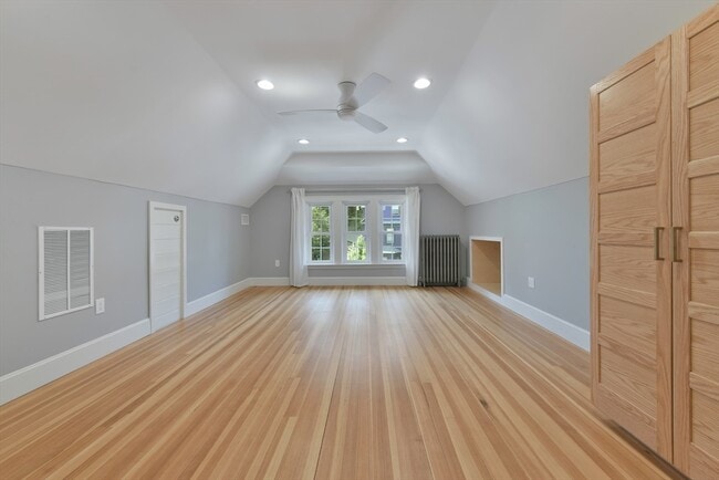 Building Photo - 25 Primrose St Unit 25 Rental