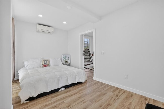 Photo - 8778 Waterfront Terrace