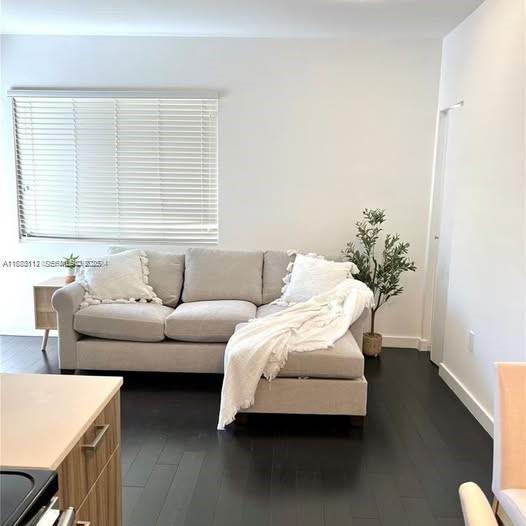 Building Photo - 551 Michigan Ave Unit 123