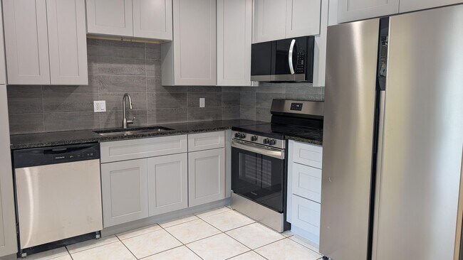 Photo - 4757 Arthur St