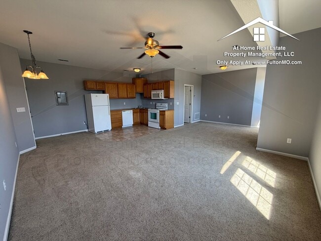 Photo - 2606 N Bluff St Unit 2606-208 North Bluff Street