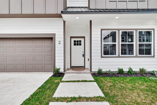 Photo - 6702 Metro Blvd