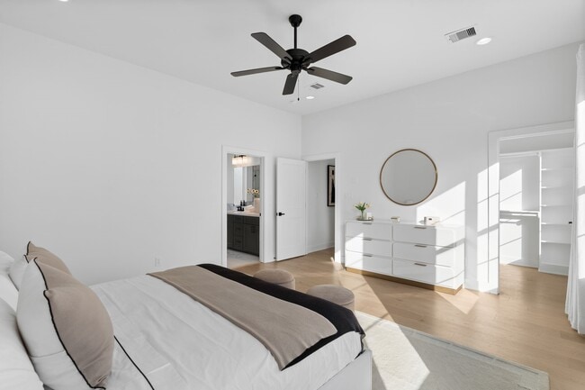 Building Photo - 8709 Ojeman Villas Dr