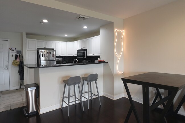 Photo - 10 Seaport Dr Unit 2409