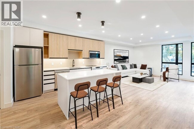 Photo - 4390 Hillview Dr Unité 405