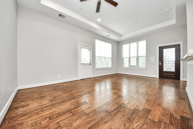 Photo - 1805 Napa Creek Ln
