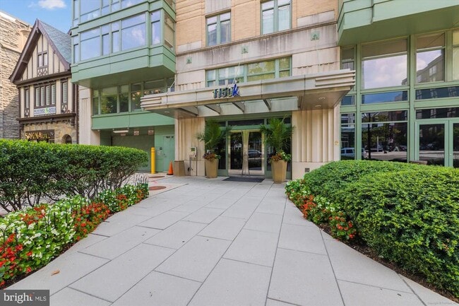 Building Photo - 1150 K St NW Unit 706 Rental
