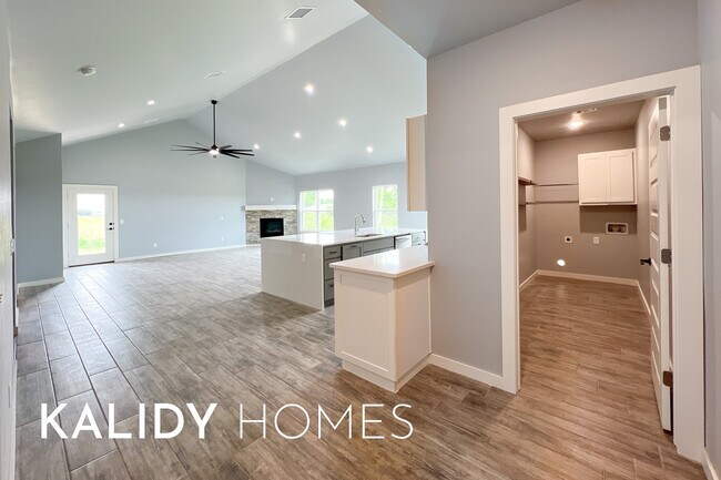 Photo - 520 Kearny Ln