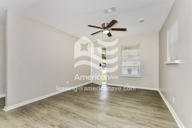 Photo - 7212 Knollwood Rd