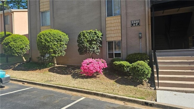 Building Photo - 2388 Lawrenceville Hwy Unit D