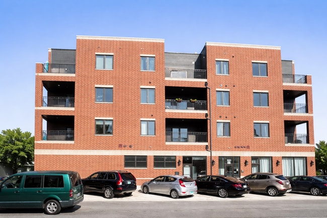 Photo - 3203 N Ridgeway Ave Unit 3