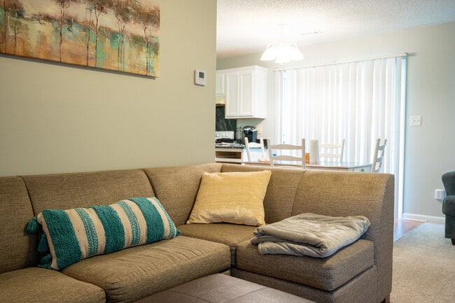 Photo - 5320 Starflower Dr