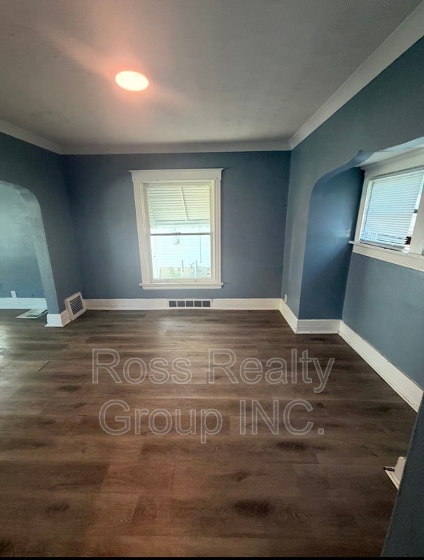 Photo - 824 Mason St