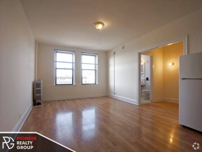 Building Photo - 3327 W Diversey Ave Unit 137 Rental