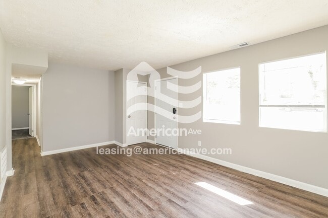 Photo - 2250 N 39th St