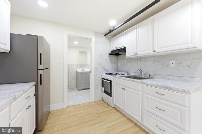 Photo - 3774 NJ-27 Unit 1A