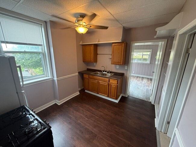 Photo - 42 Baldwick Rd Unit 4