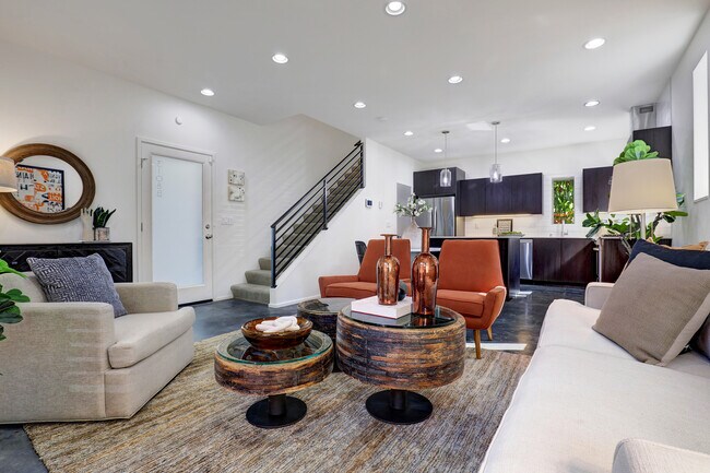 1st Floor - 3108 30th Ave S