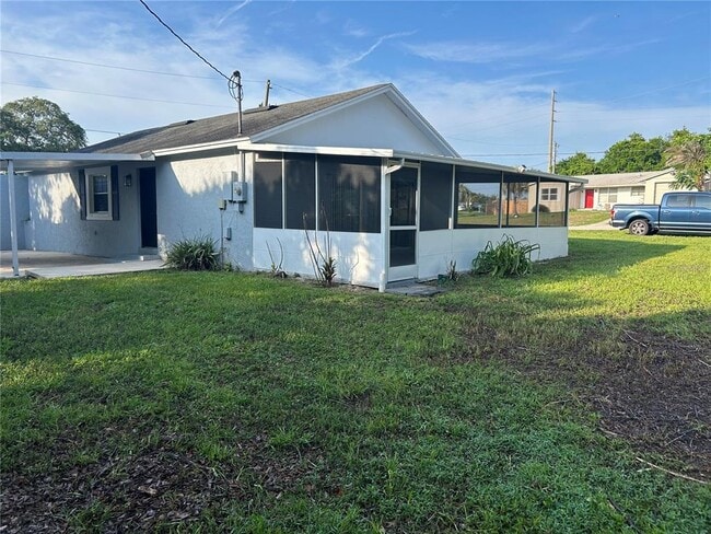 Photo - 1450 Agatha Dr