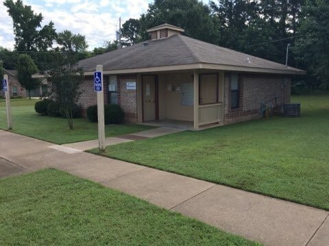 Photo - 500 Danville Rd