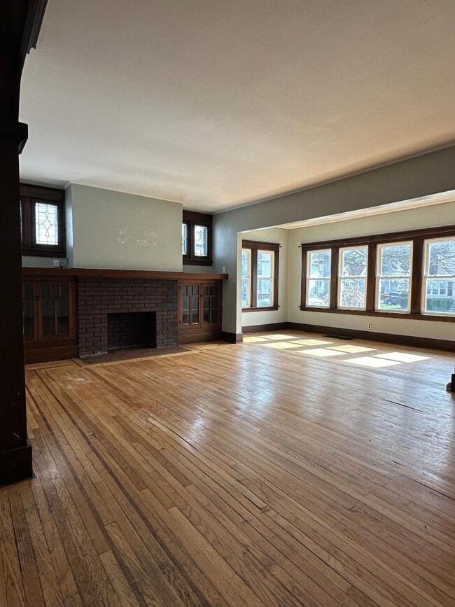 Photo - 252 Cumberland Ave