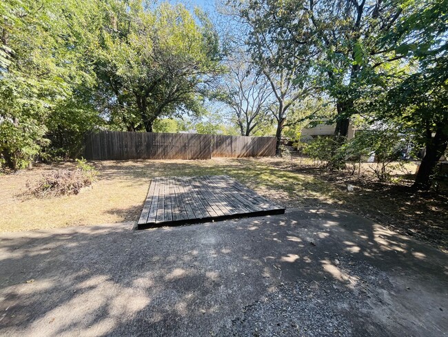 Photo - 602 North Blvd