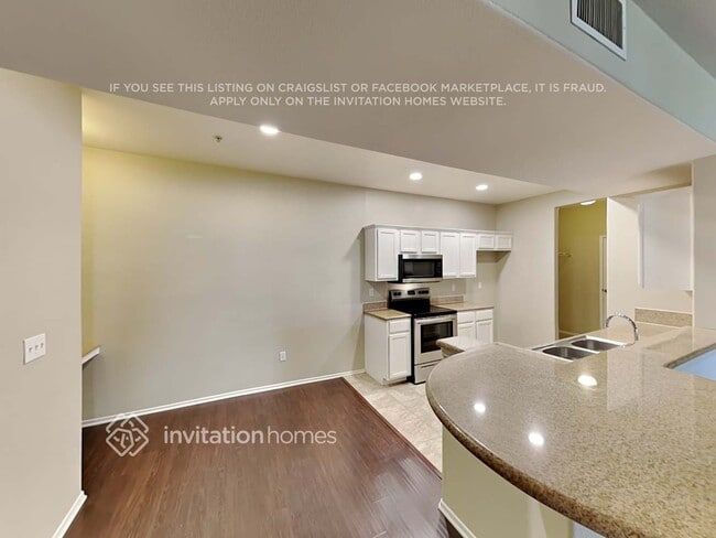 Photo - 24909 Madison Ave