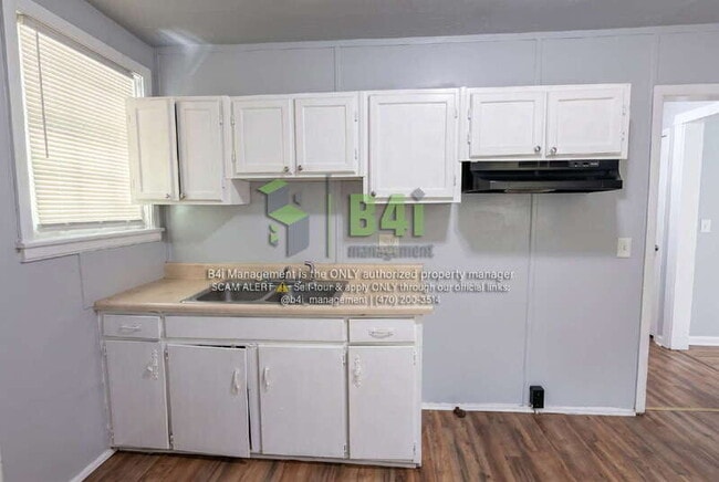 Photo - 163 Munson Dr