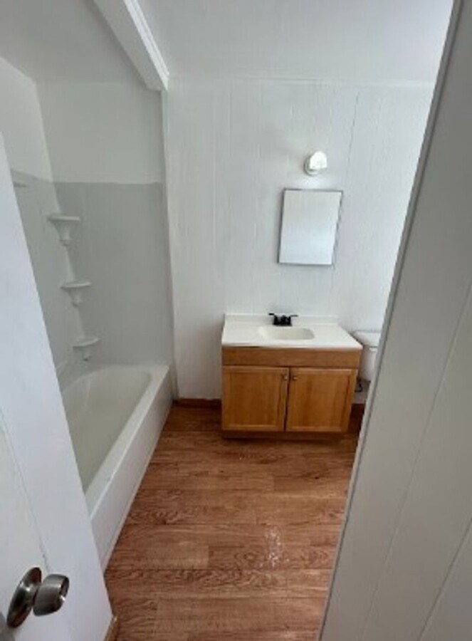 Redmond Duplex - Redmond Duplex Unit Redmond Property- UP