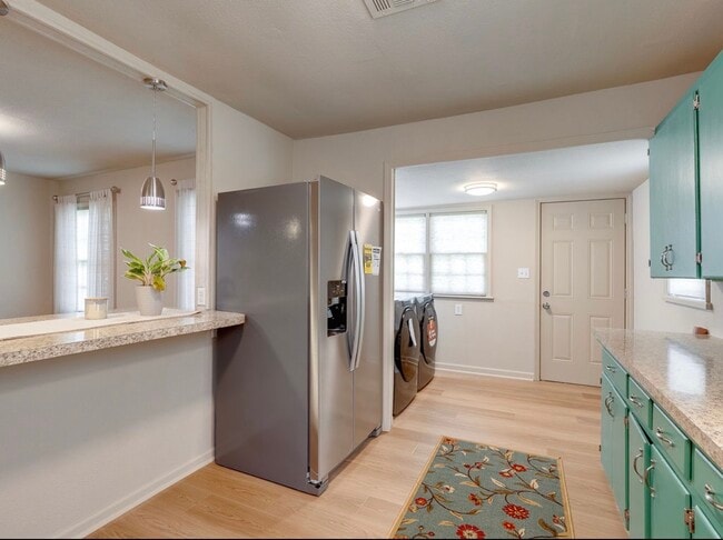 Photo - 1031 S Stockton Ave