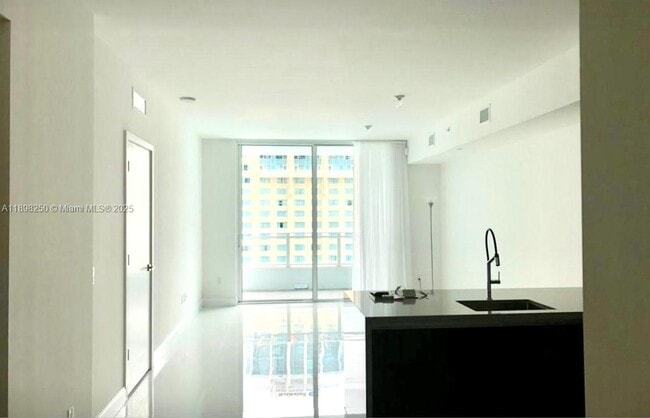 Building Photo - 1080 Brickell Ave Unit 1506