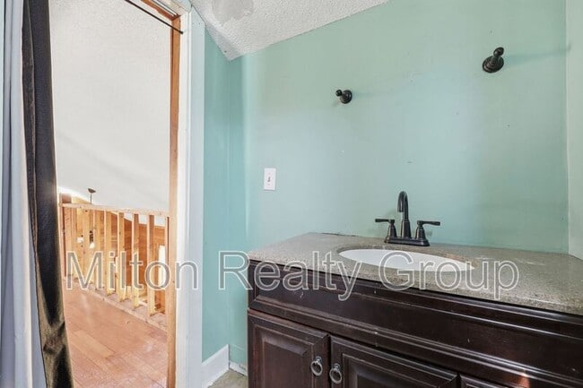 Photo - 1184 Jim Christian Rd