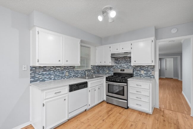 Building Photo - 11811 Argonne Forest Trail Rental
