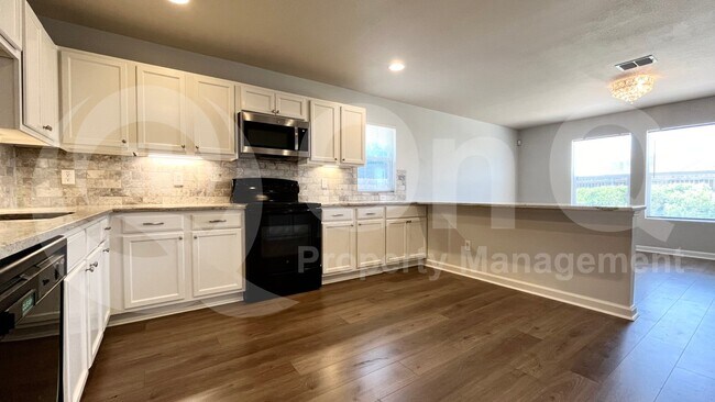 Photo - 13269 Fowler Dr