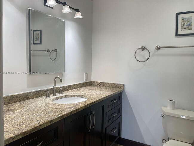 Photo - 258 SW 1st Ct