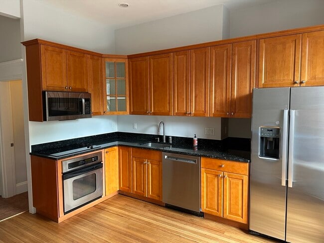 Photo - 1757 Beacon St Unit 1