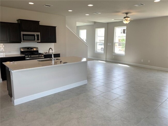 Photo - 109 White Dunes Dr