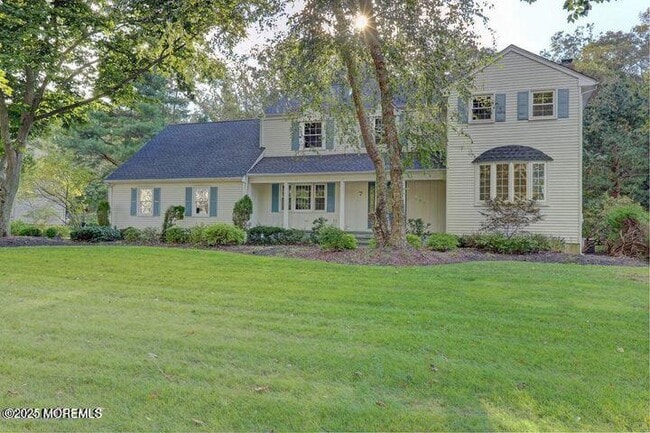 Building Photo - 7 Woods Rd