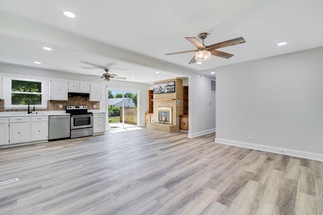 Photo - 27419 Birch Manor Cir