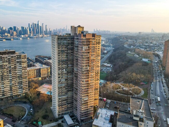 Photo - 6040 JFK Blvd E Unit 17M