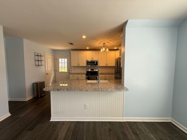 Photo - Cute 2 Story Home in Lundy Chase