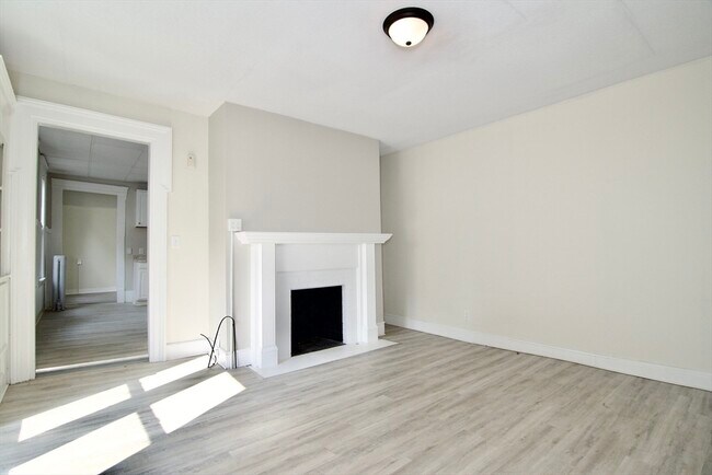 Photo - 58 Howes St Unit 1