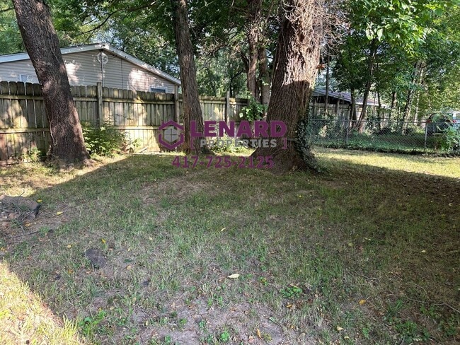 Photo - Spacious Home Ready For Move In!