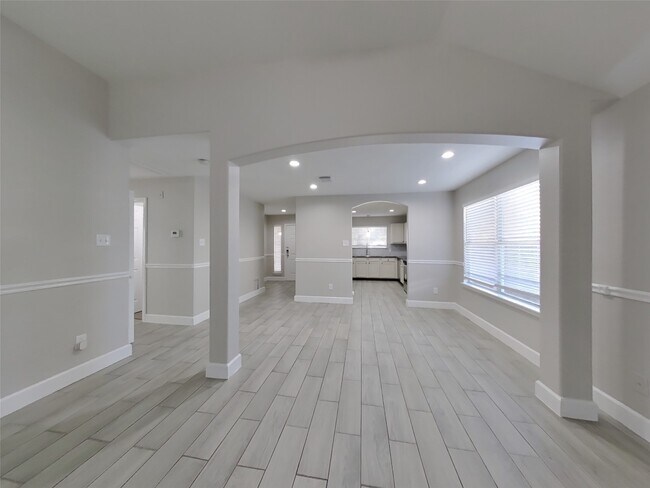 Photo - 19111 Deep S Ct