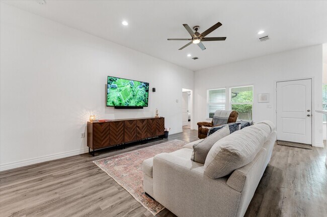 Photo - 14986 Indian Hill Trail