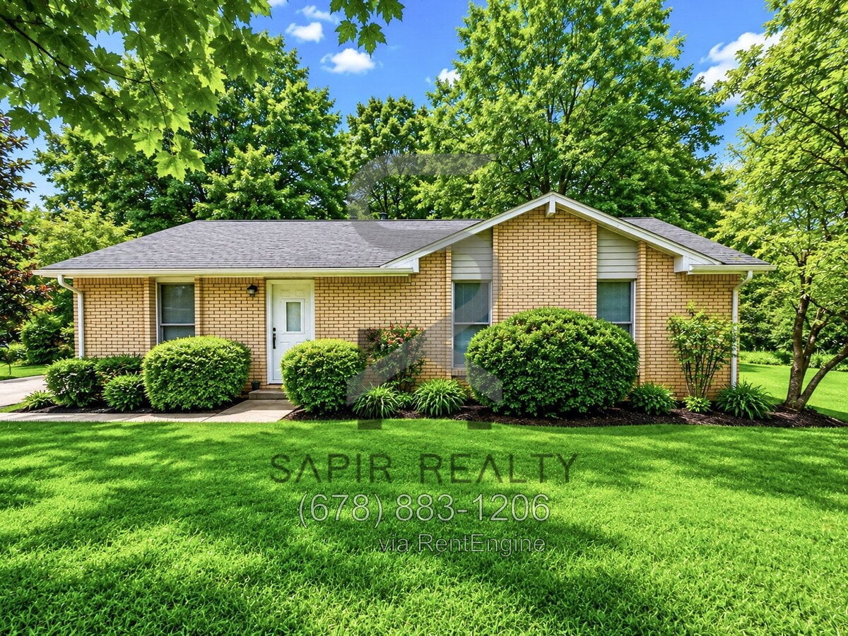 Photo - 190 Woodcrest Way