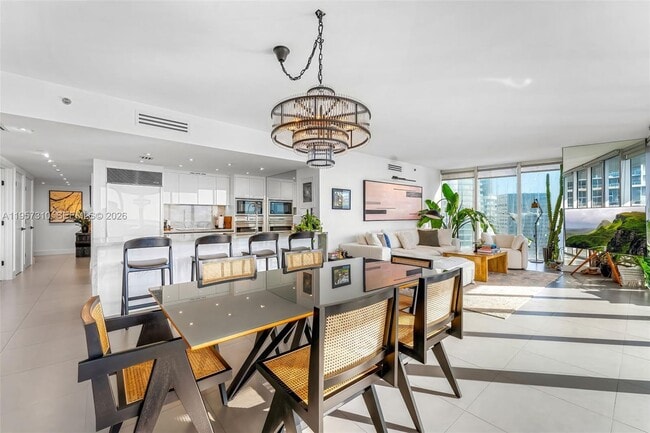 Photo - 465 Brickell Ave Unit 3901