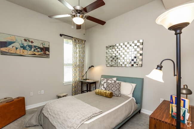 1HAB, 1BA - 703 ft² Habitación - The Can Plant Residences at Pearl